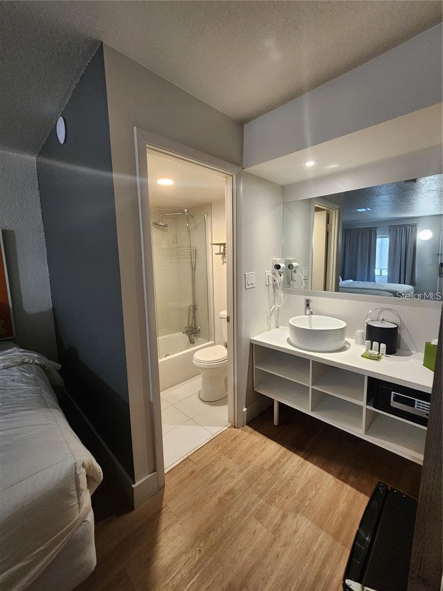 Condo - Hotel at 5367 W IRLO BRONSON MEMORIAL HWY #1-214, KISSIMMEE, photo 12 of 45