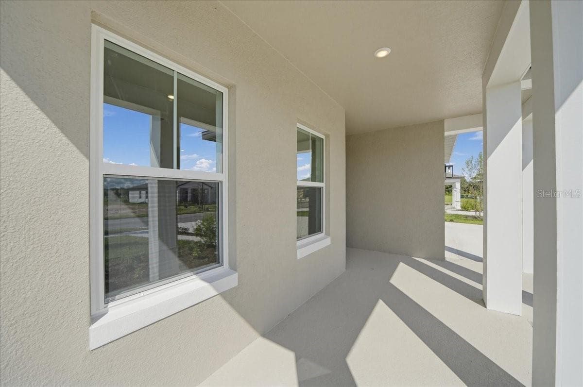 Single Family Residence at 1640 CANE BAMBOO DR, ST CLOUD, photo 4 of 34