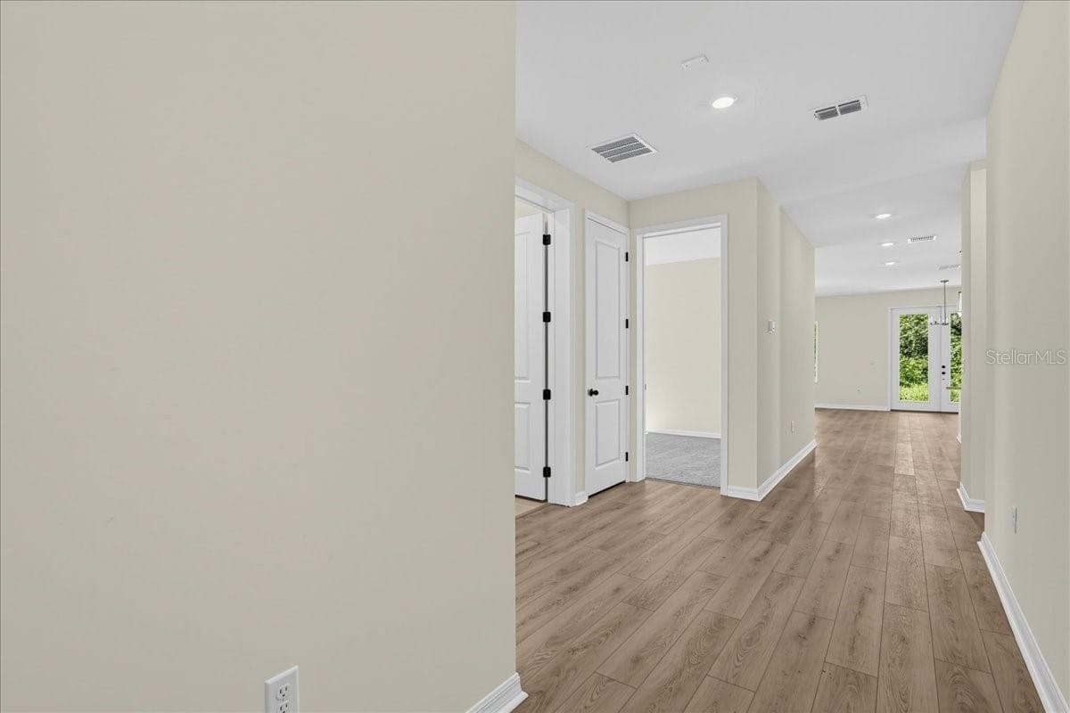 Single Family Residence at 1640 CANE BAMBOO DR, ST CLOUD, photo 5 of 34