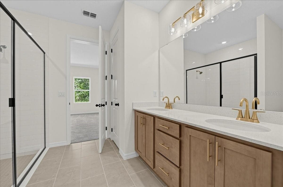 Single Family Residence at 1640 CANE BAMBOO DR, ST CLOUD, photo 18 of 34