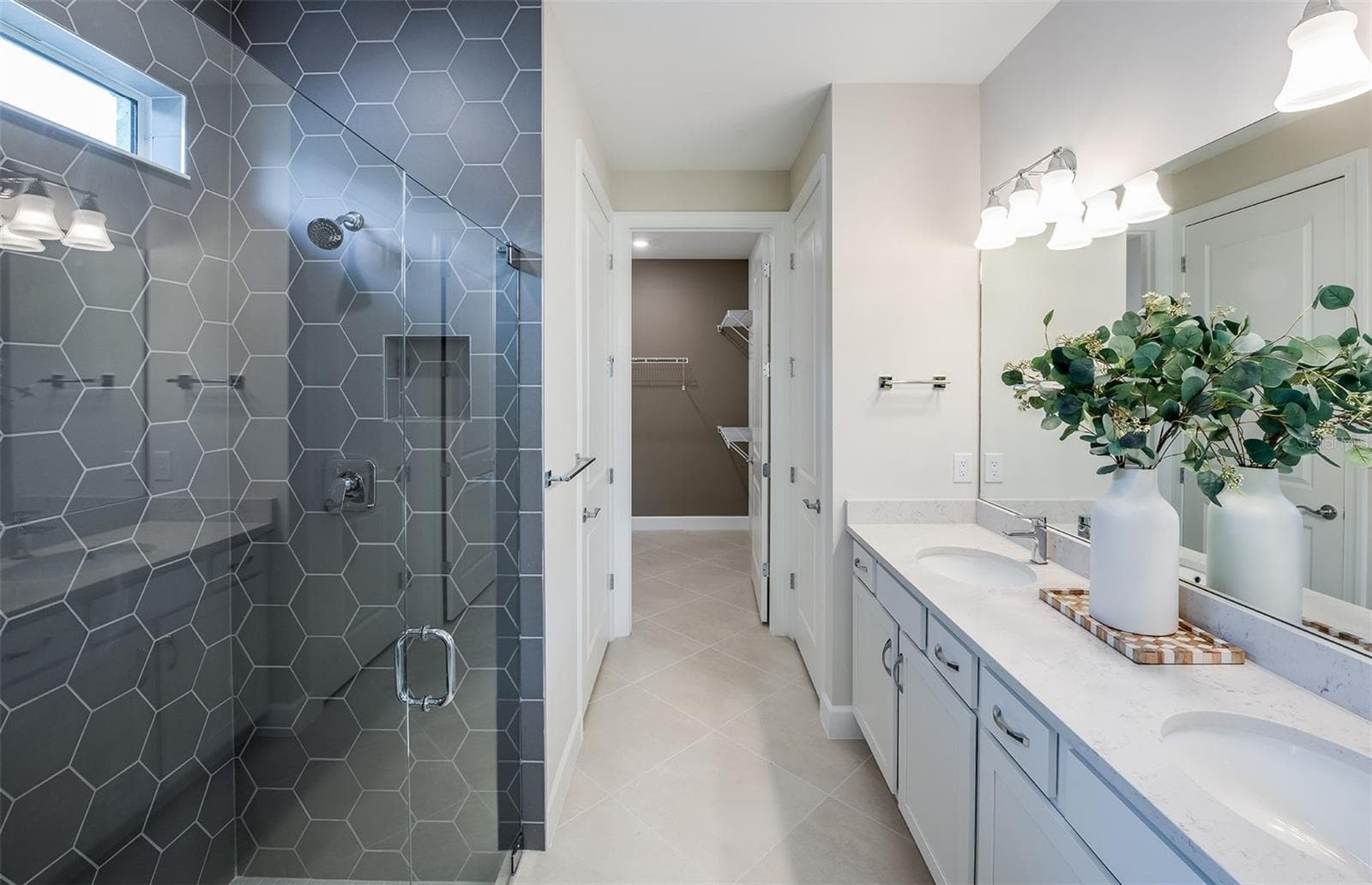 Contour model representation. - 7606 FULHAM AVE, BRADENTON