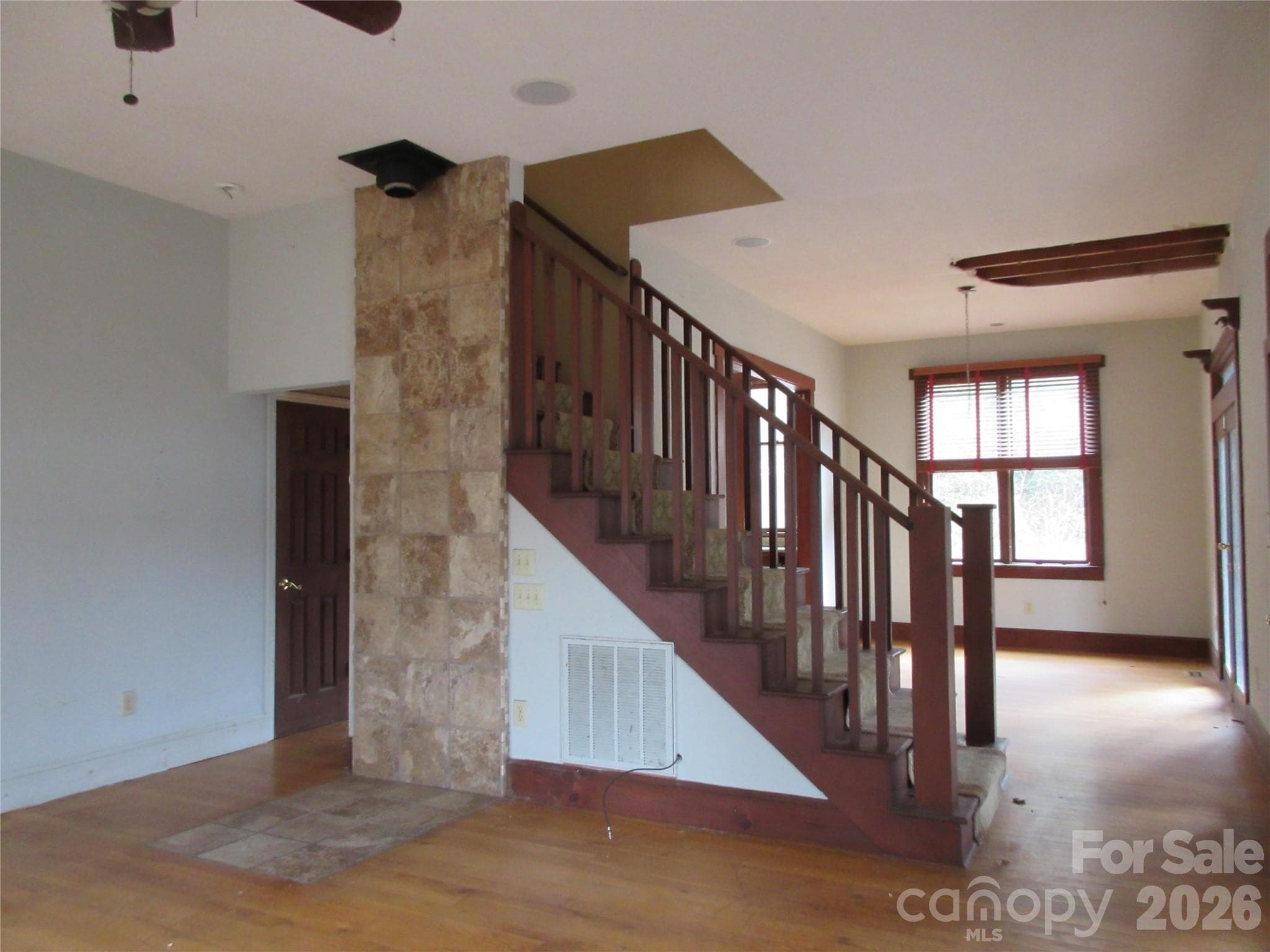 Single Family Residence at 373 Shumont Road, Black Mountain, photo 12 of 21