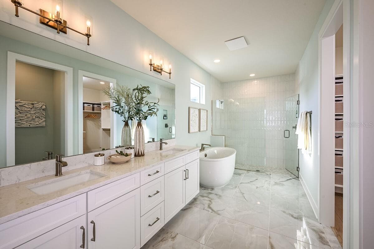 Bath-Pictures are of Model Home for representational purposes only. - 24496 SW KINGSWAY CIR, LAKE SUZY