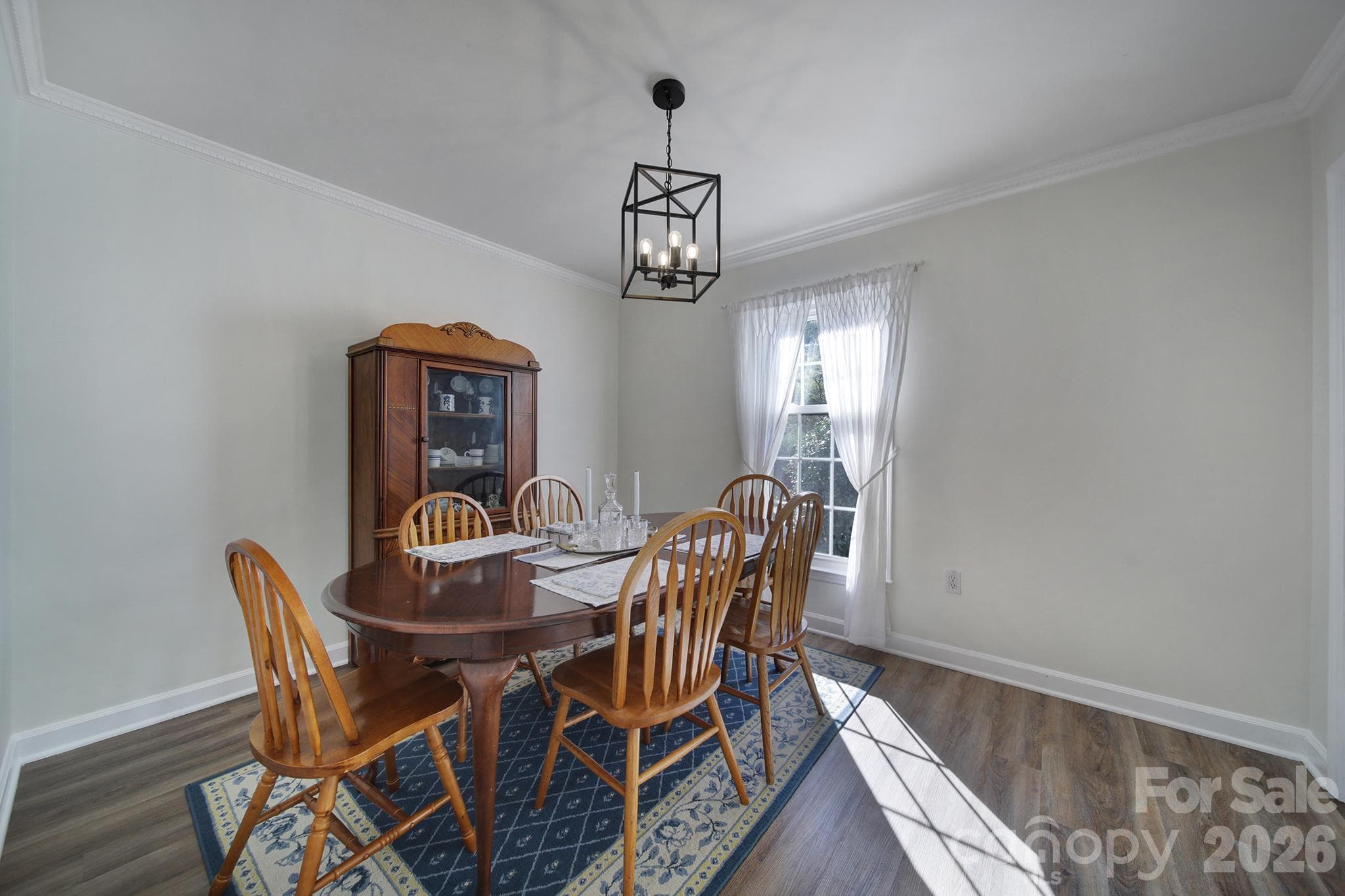 Single Family Residence at 2004 Glouchester Circle, Charlotte, photo 10 of 40