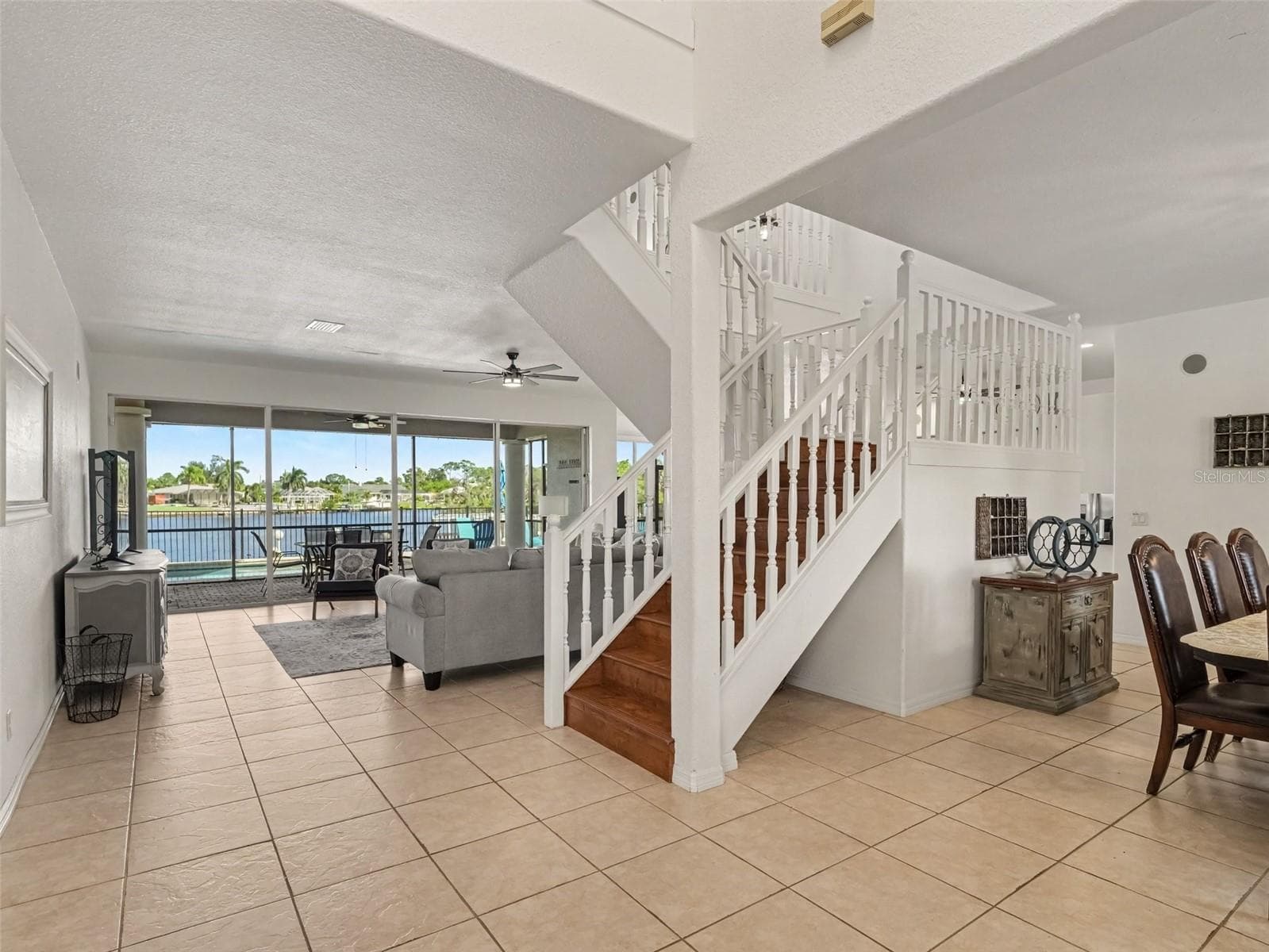Single Family Residence at 2674 LAKE VIEW BLVD, PORT CHARLOTTE, photo 2 of 52