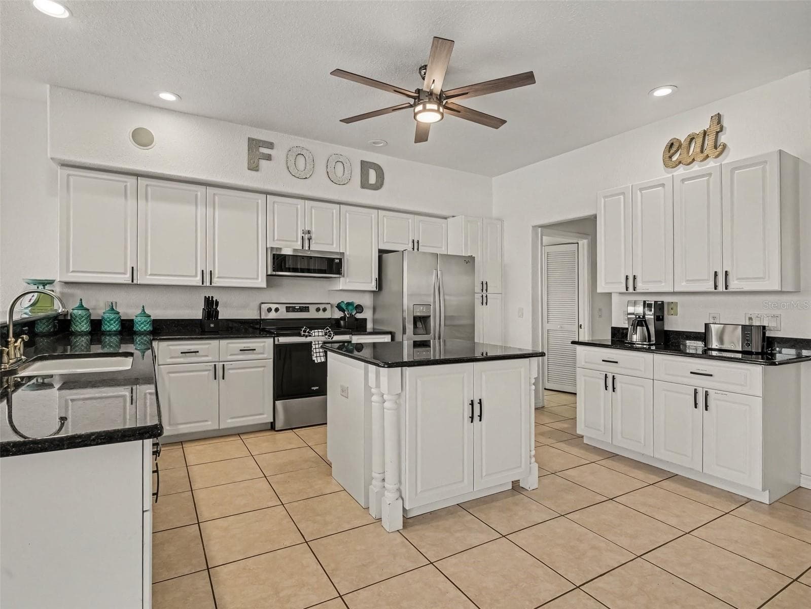 Single Family Residence at 2674 LAKE VIEW BLVD, PORT CHARLOTTE, photo 8 of 52