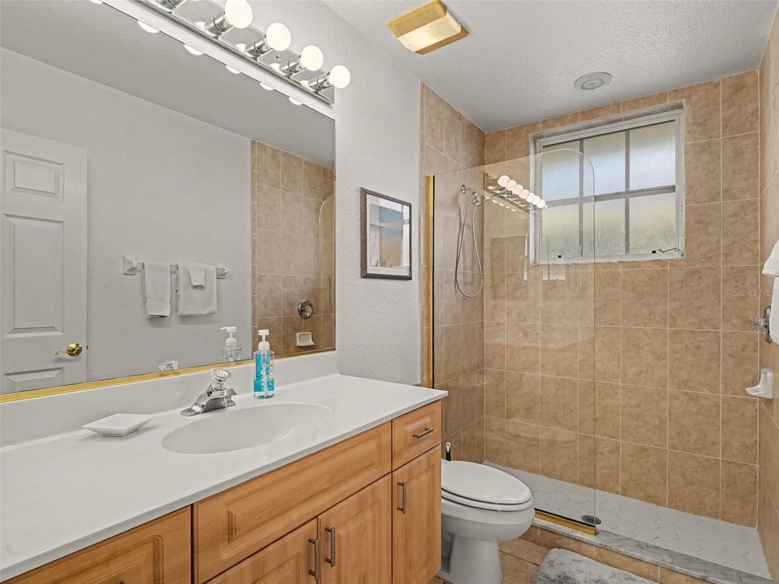 Single Family Residence at 2674 LAKE VIEW BLVD, PORT CHARLOTTE, photo 18 of 52
