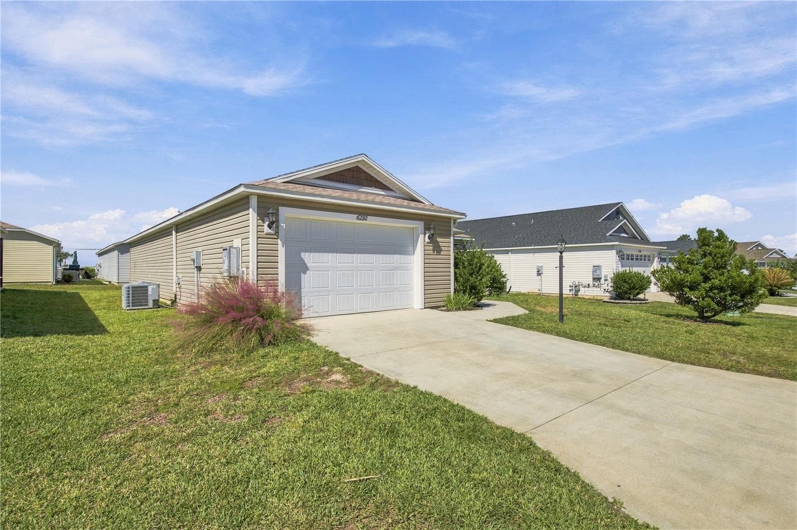 Single Family Residence at 6292 FLAXMAYER RD, THE VILLAGES, photo 2 of 53
