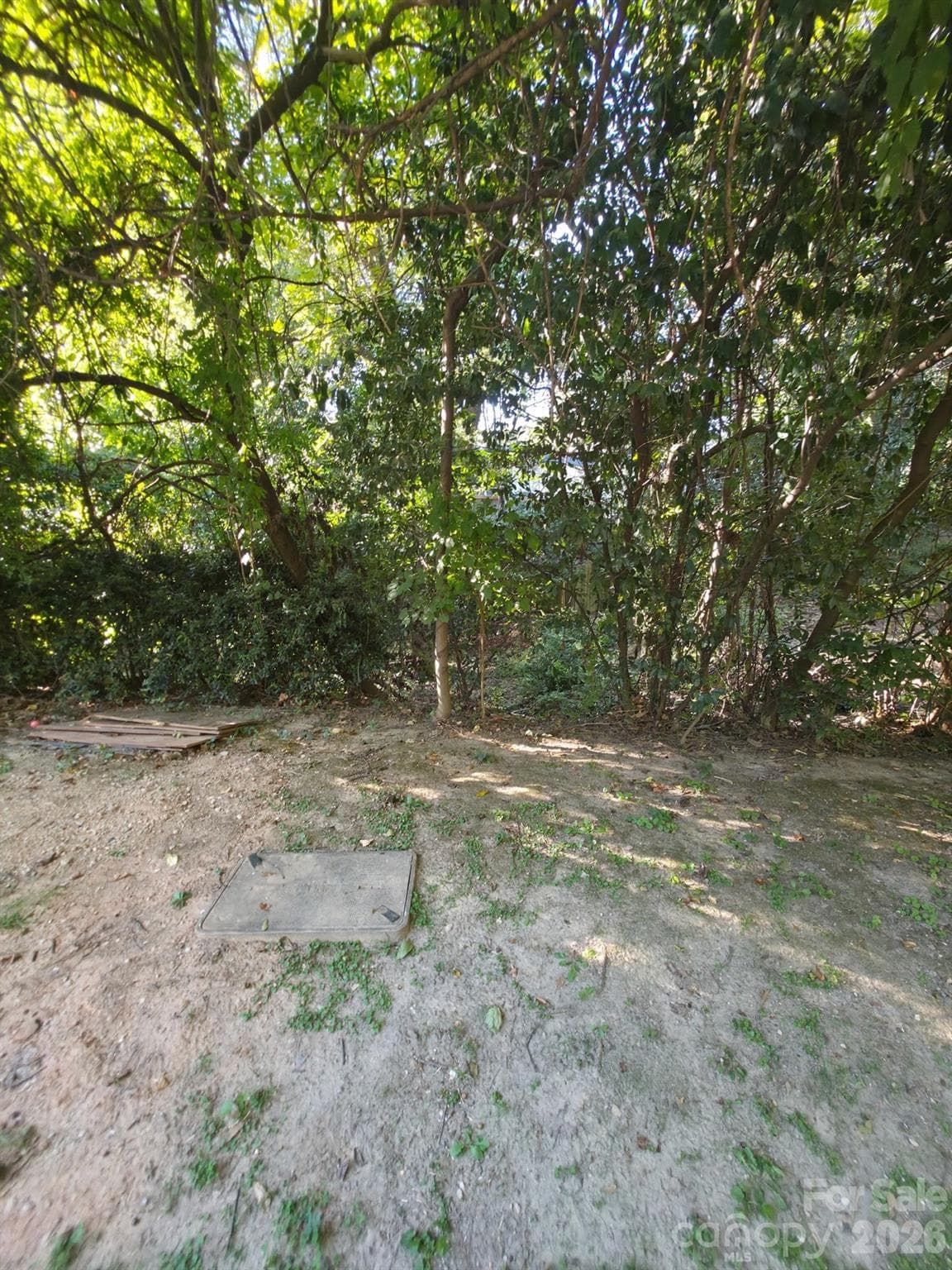 Lot at 0 Walthall Court NW, Atlanta, photo 8 of 11