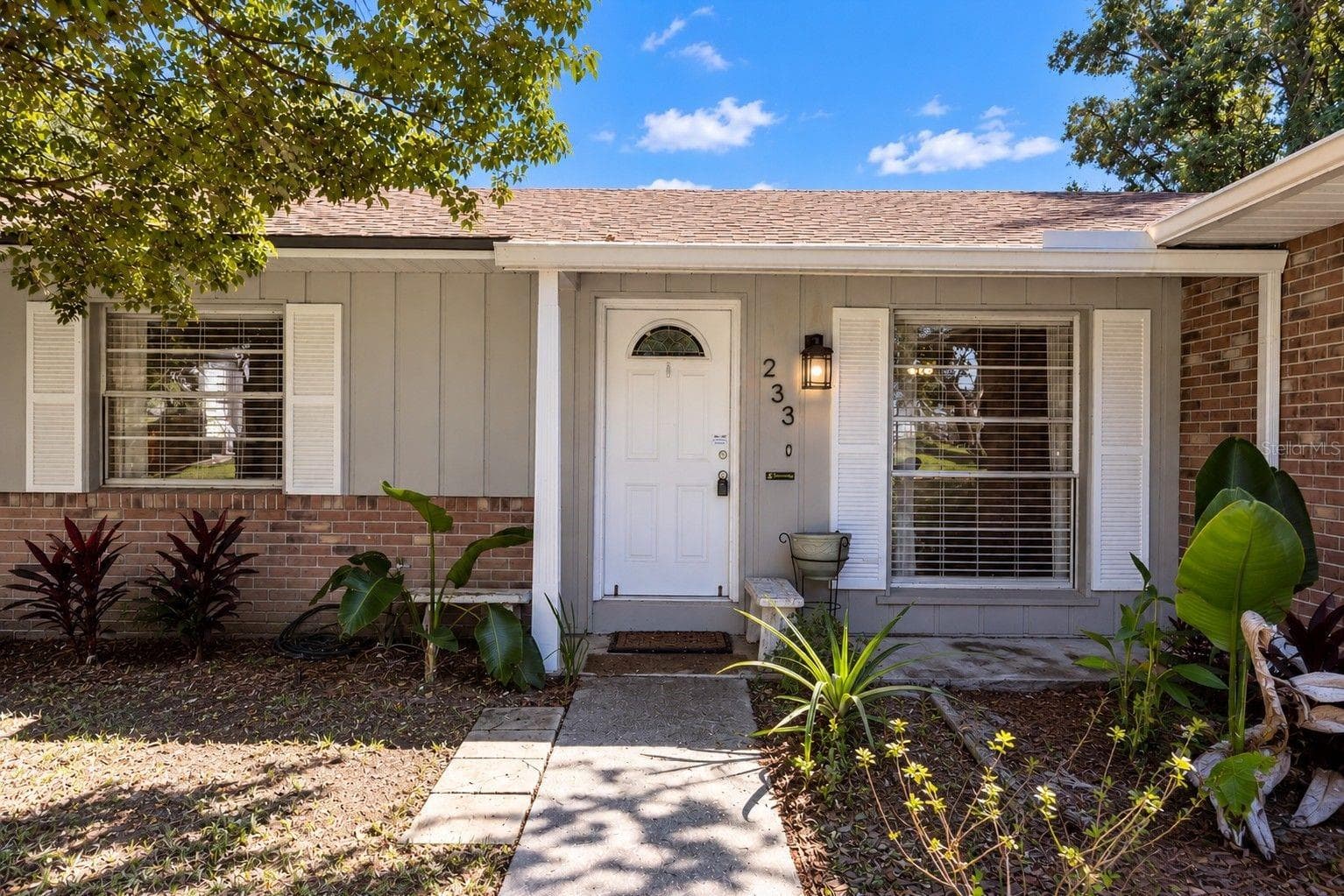 Front Entry - 233 EDGEWOOD DR, CLERMONT