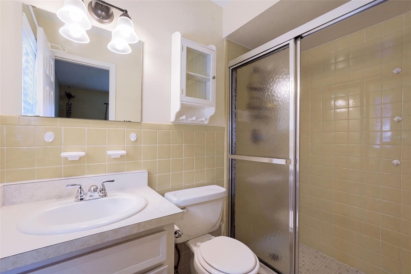 Bath 2 - 233 EDGEWOOD DR, CLERMONT