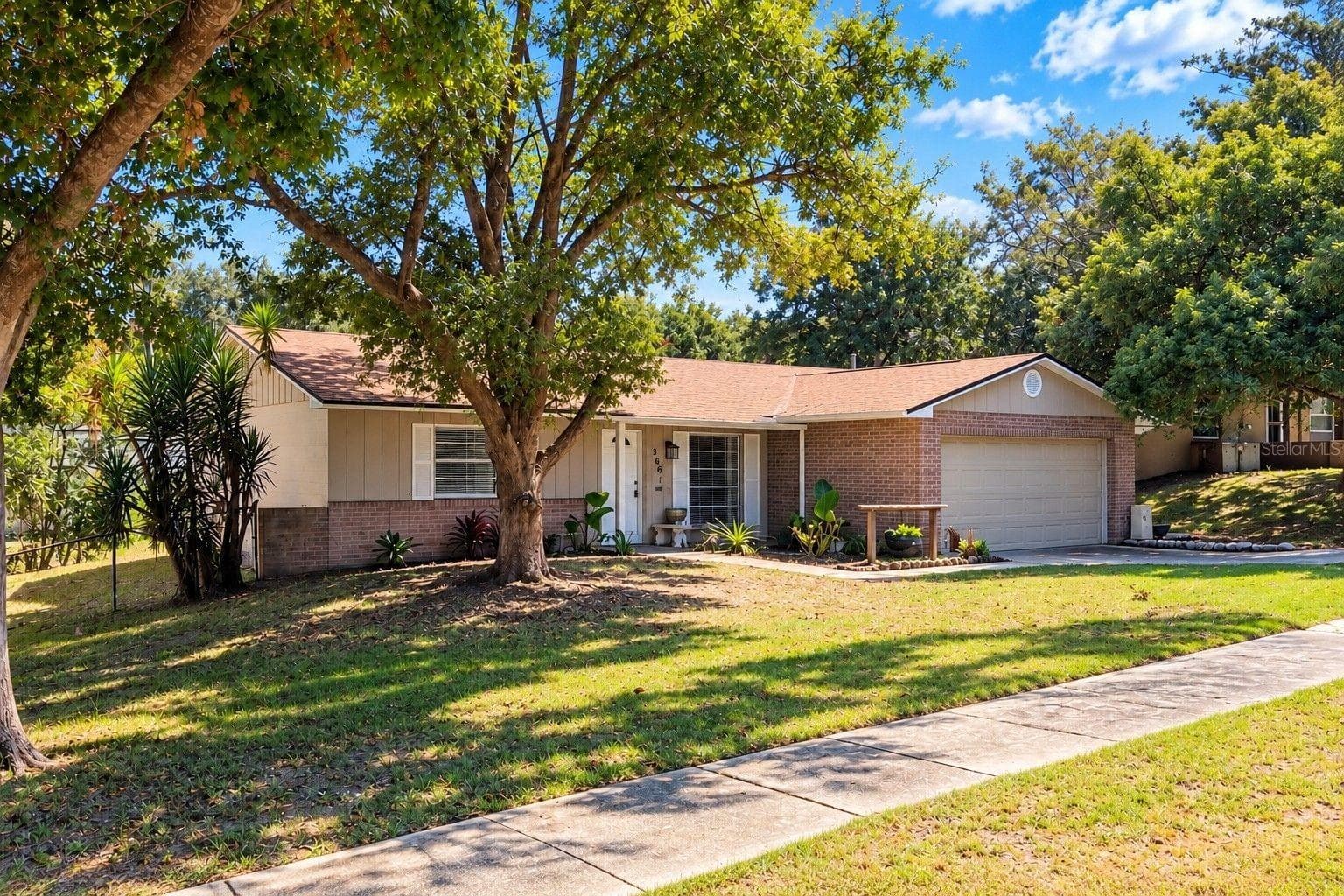 Front Exposure - 233 EDGEWOOD DR, CLERMONT