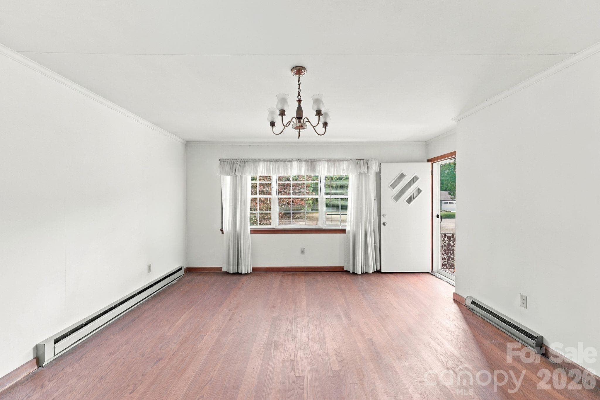 Living Room - 140 Winterlocken Road, Salisbury