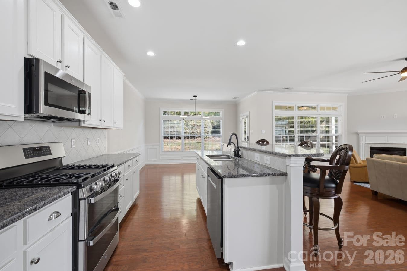 Townhouse at 8424 Loxton Circle, Charlotte, photo 12 of 48