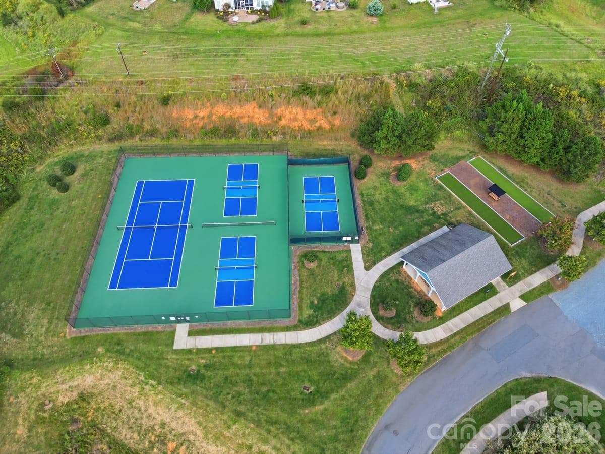 Townhouse at 8424 Loxton Circle, Charlotte, photo 46 of 48