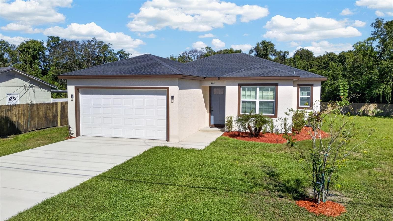 Single Family Residence at 301 MAGNOLIA ST, ALTAMONTE SPRINGS, photo 5 of 92