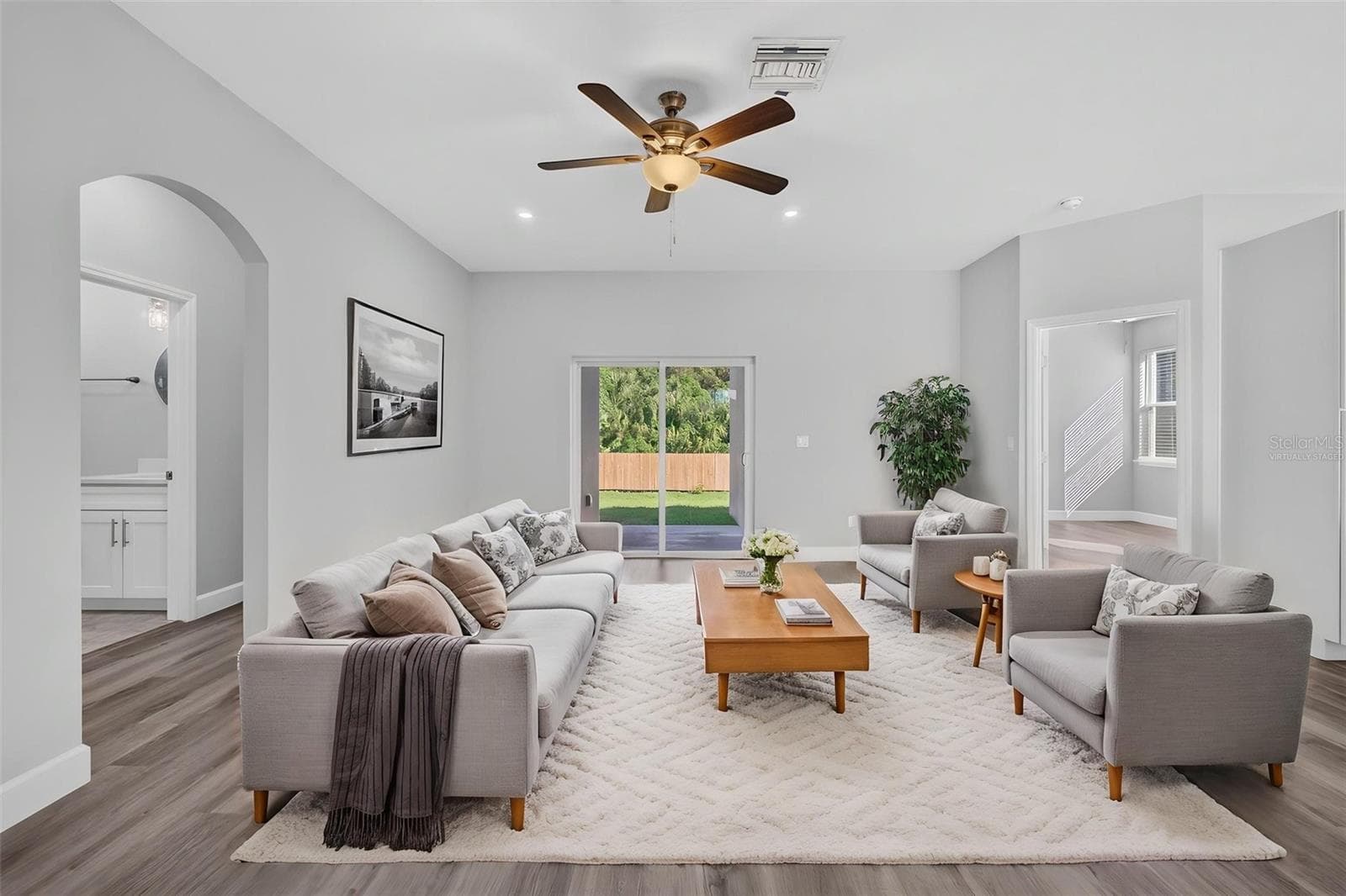 VIRTUALLY STAGED - 301 MAGNOLIA ST, ALTAMONTE SPRINGS