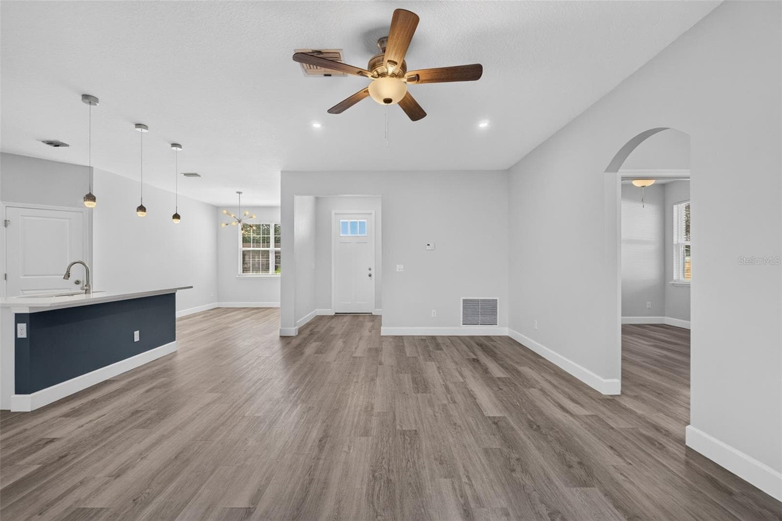 Single Family Residence at 301 MAGNOLIA ST, ALTAMONTE SPRINGS, photo 14 of 92