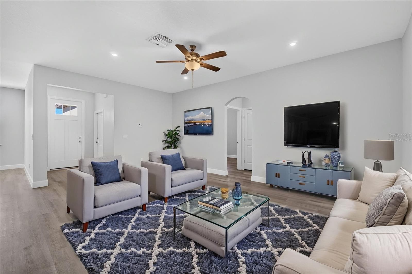 VIRTUALLY STAGED - 301 MAGNOLIA ST, ALTAMONTE SPRINGS