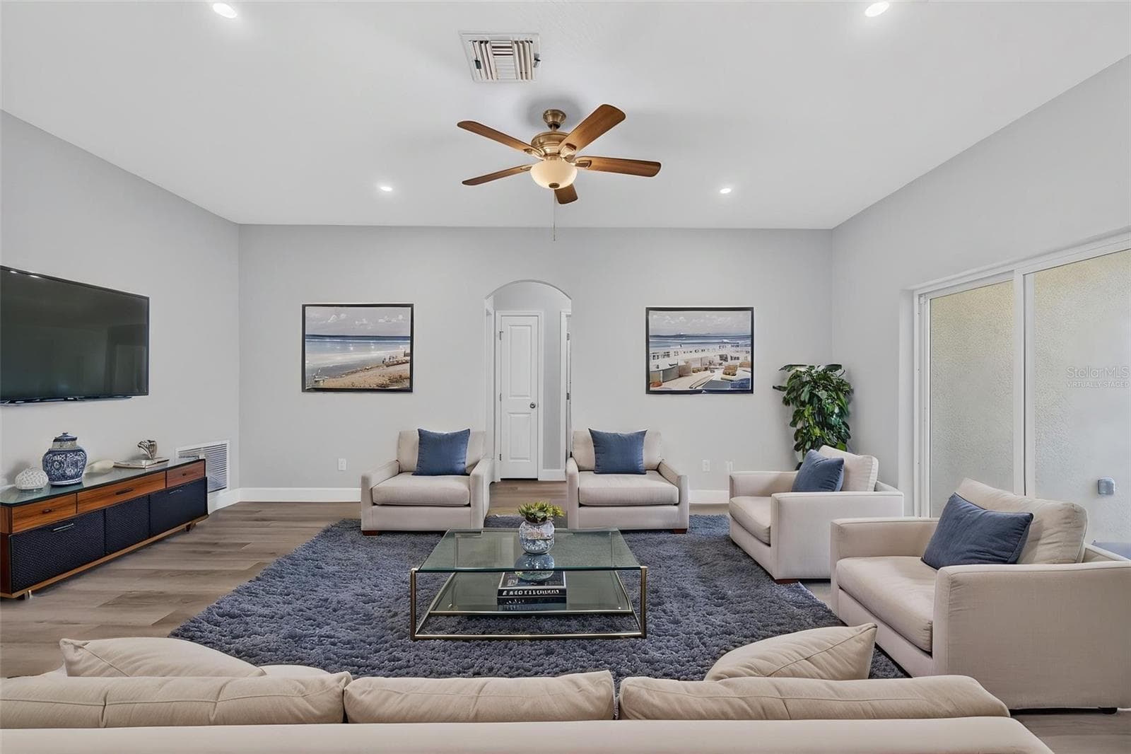 VIRTUALLY STAGED - 301 MAGNOLIA ST, ALTAMONTE SPRINGS