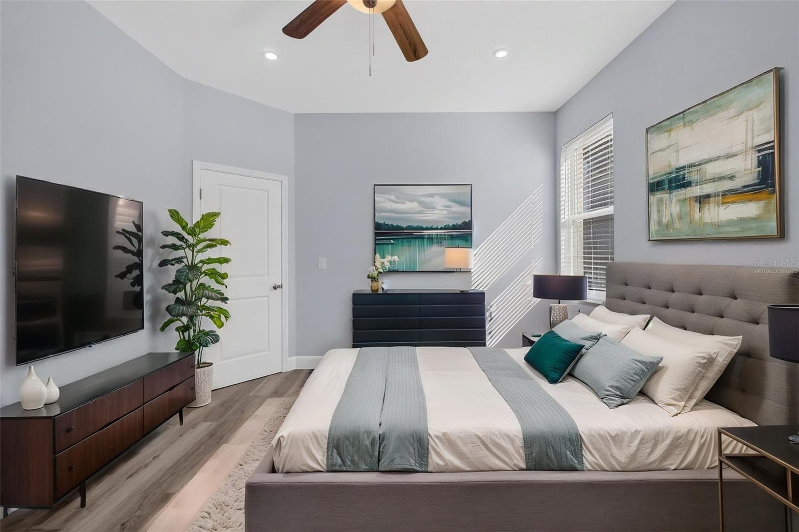 VIRTUALLY STAGED - 301 MAGNOLIA ST, ALTAMONTE SPRINGS