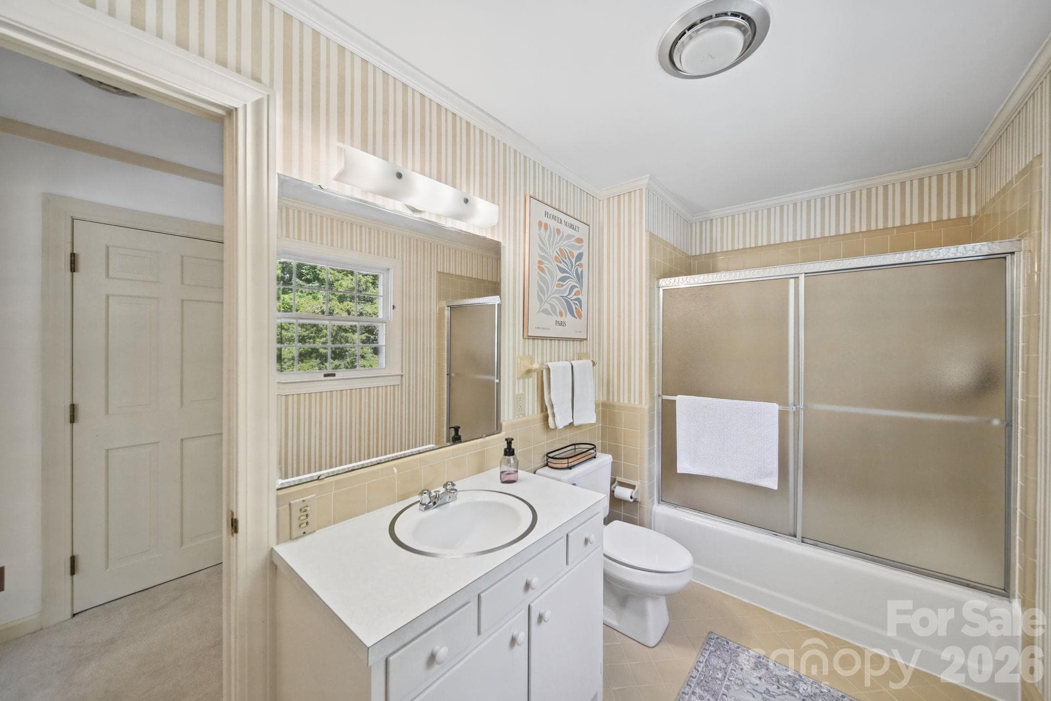 Upstairs full bath - 1500 Lee Lynn Road, Albemarle