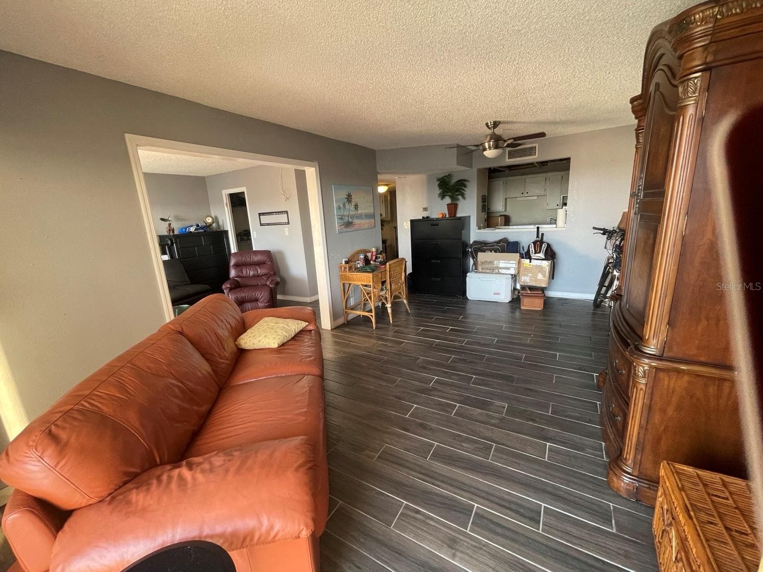 Additional view of open floor plan with adjoining living areas from balcony - 51 ISLAND WAY #1109, CLEARWATER