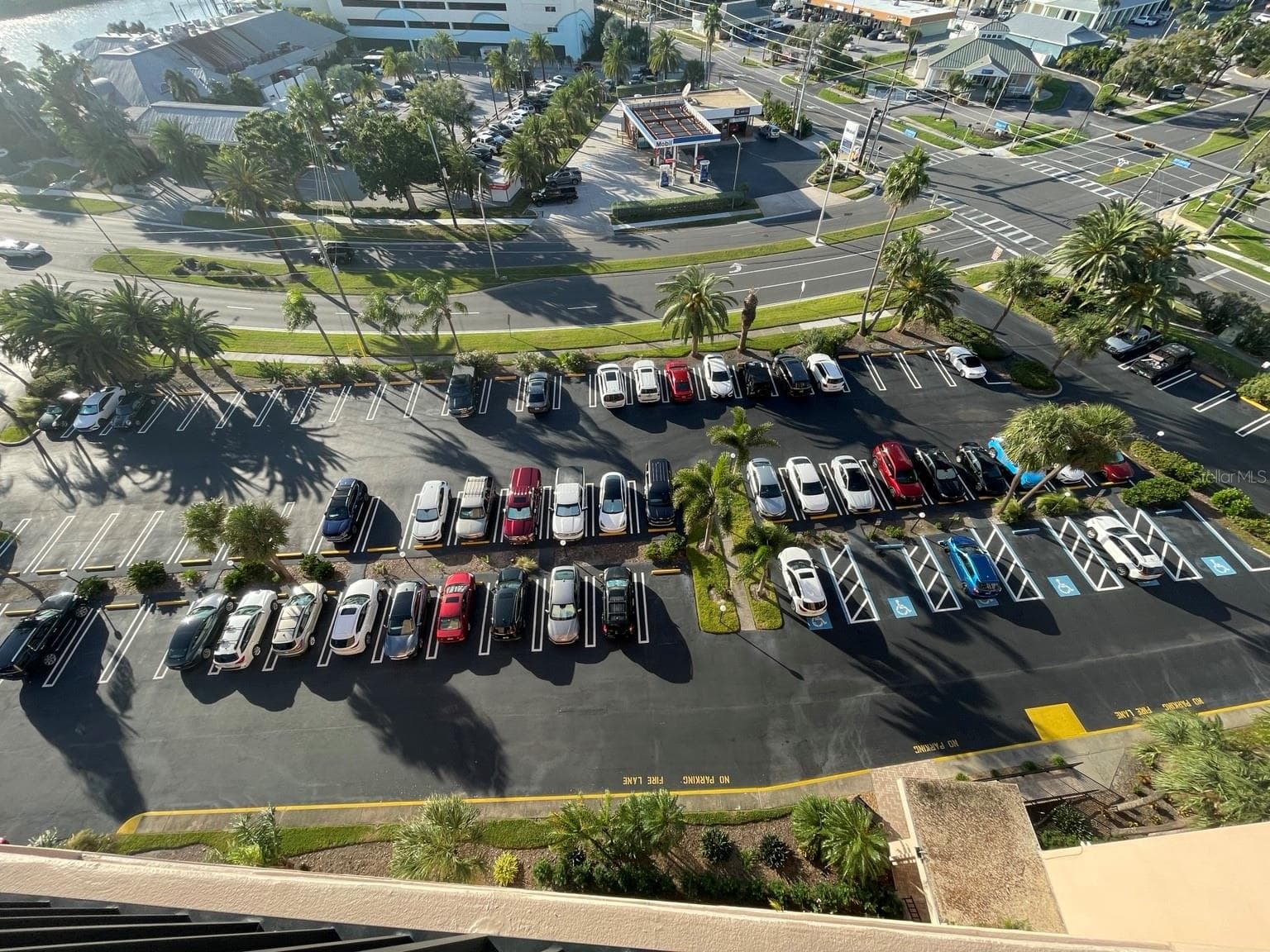 Elevated view of community parking and surrounding neighborhood - 51 ISLAND WAY #1109, CLEARWATER