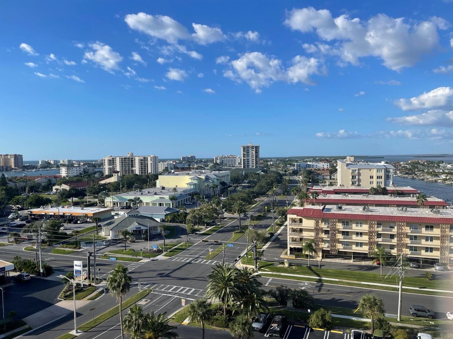 Sweeping skyline and Intracoastal views of St. Josephs Sound - 51 ISLAND WAY #1109, CLEARWATER