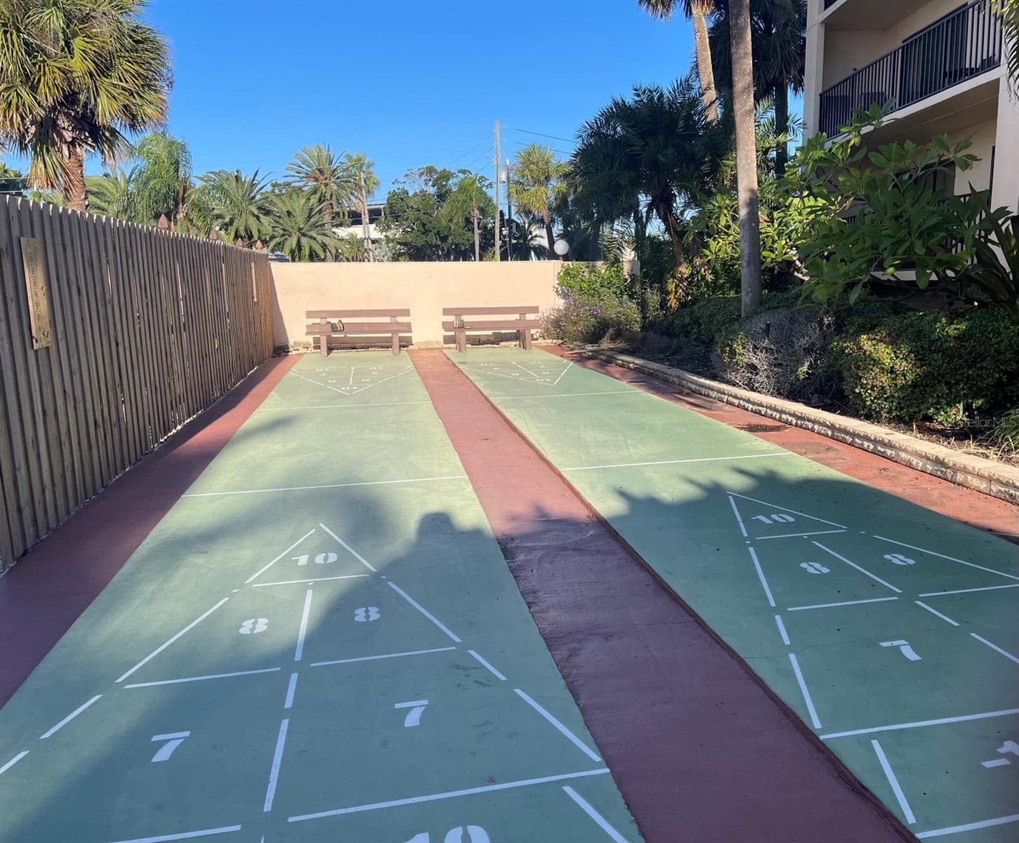 Two private shuffleboard courts south end of the building - 51 ISLAND WAY #1109, CLEARWATER