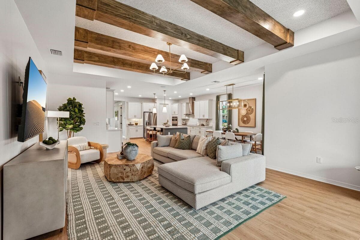Great Room-Pictures are of Model Home for representational purposes only. - 24520 SW KINGSWAY CIR, LAKE SUZY