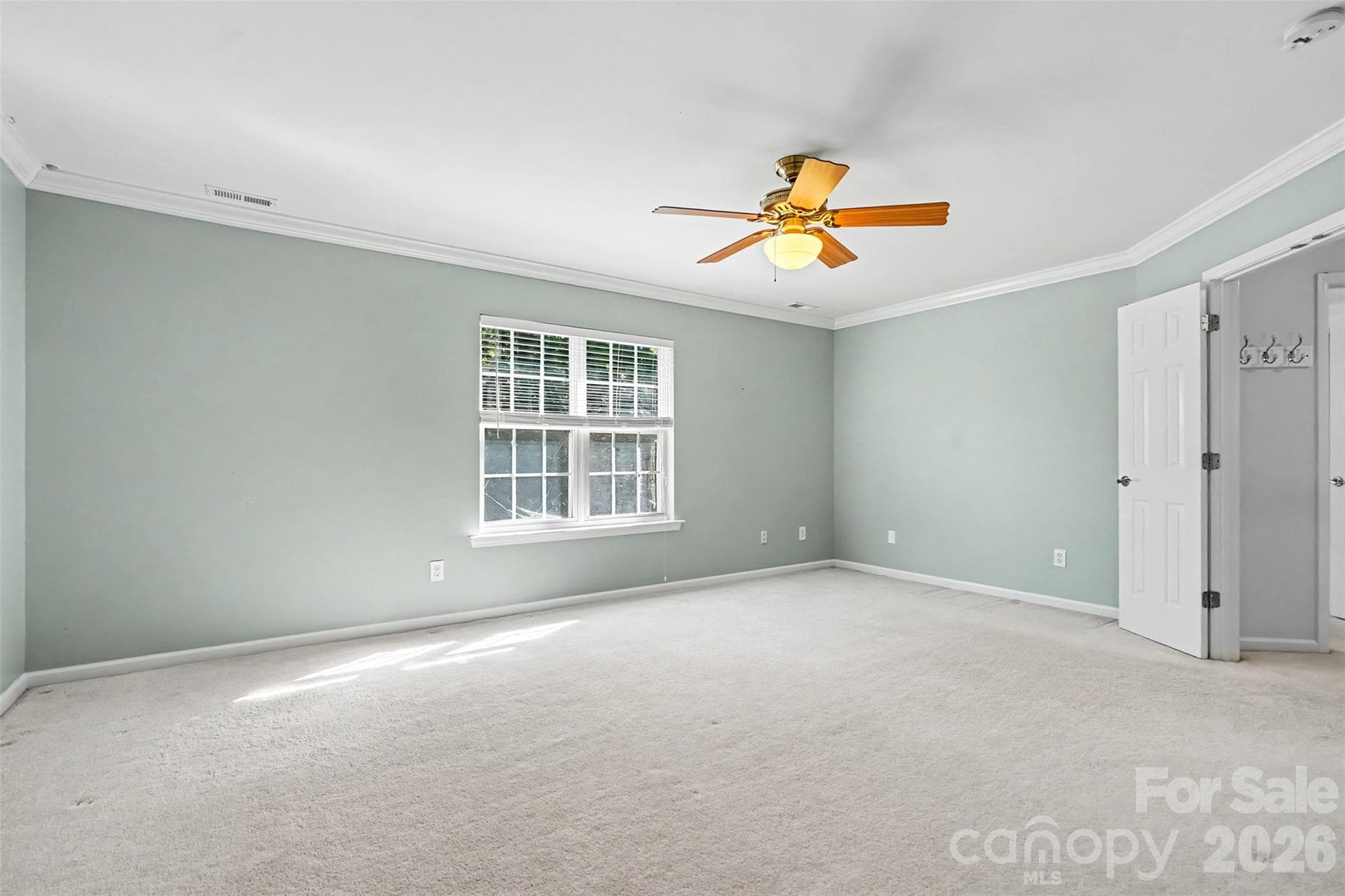Single Family Residence at 4104 Bamborough Drive, Fort Mill, photo 15 of 34