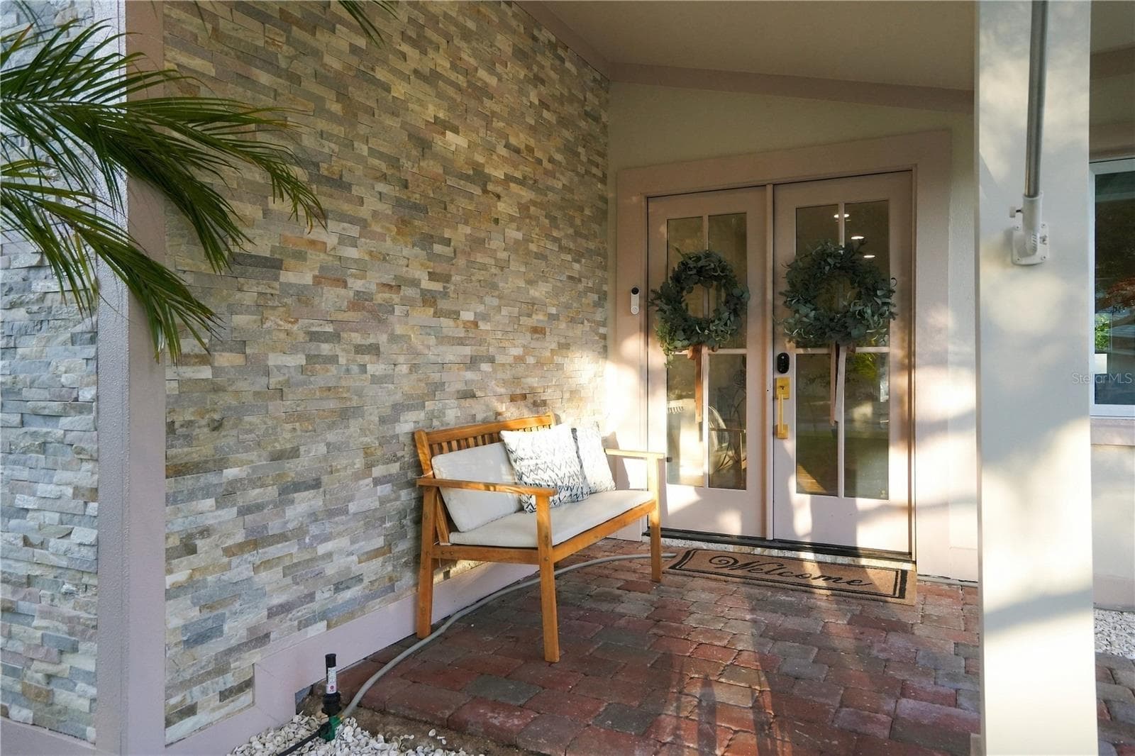 Single Family Residence at 107 PETERSON LN, PALM HARBOR, photo 4 of 39