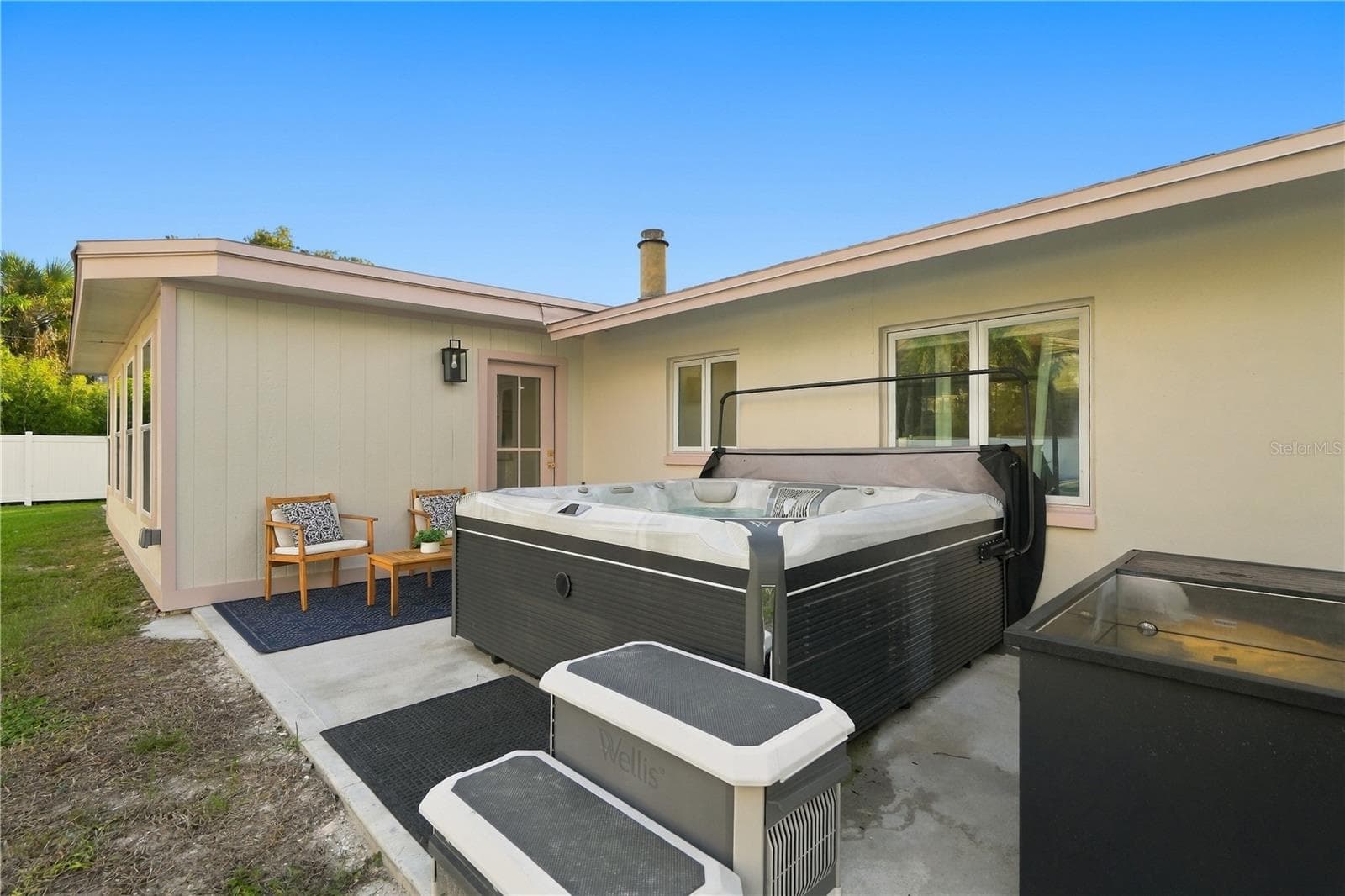 Single Family Residence at 107 PETERSON LN, PALM HARBOR, photo 28 of 39