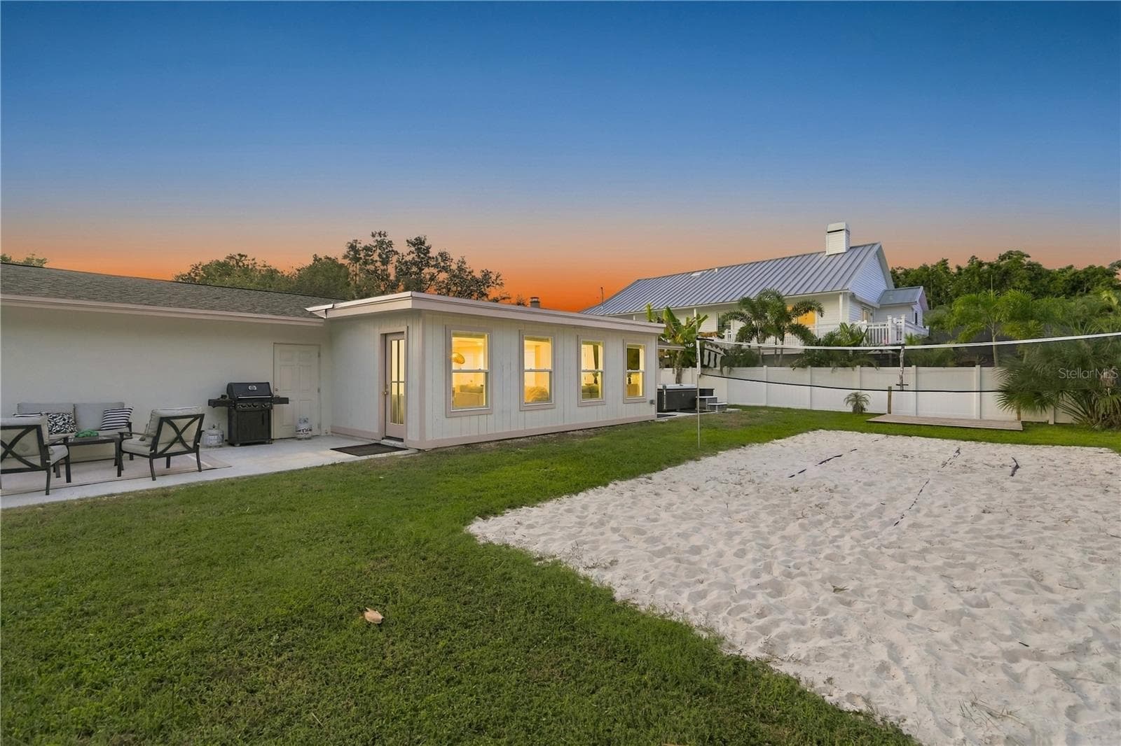 Single Family Residence at 107 PETERSON LN, PALM HARBOR, photo 35 of 39