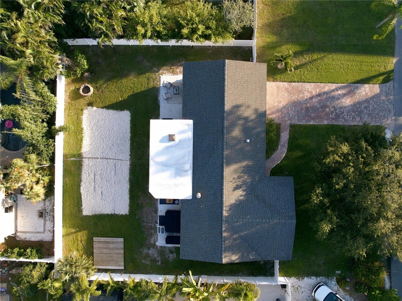 Single Family Residence at 107 PETERSON LN, PALM HARBOR, photo 36 of 39