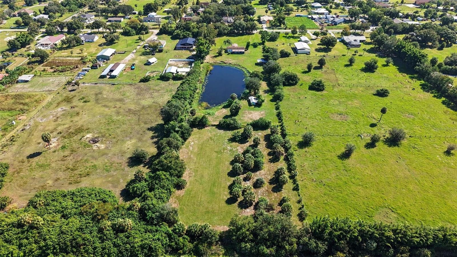 Manufactured Home at 12015 MESSLER RD, GIBSONTON, photo 21 of 37
