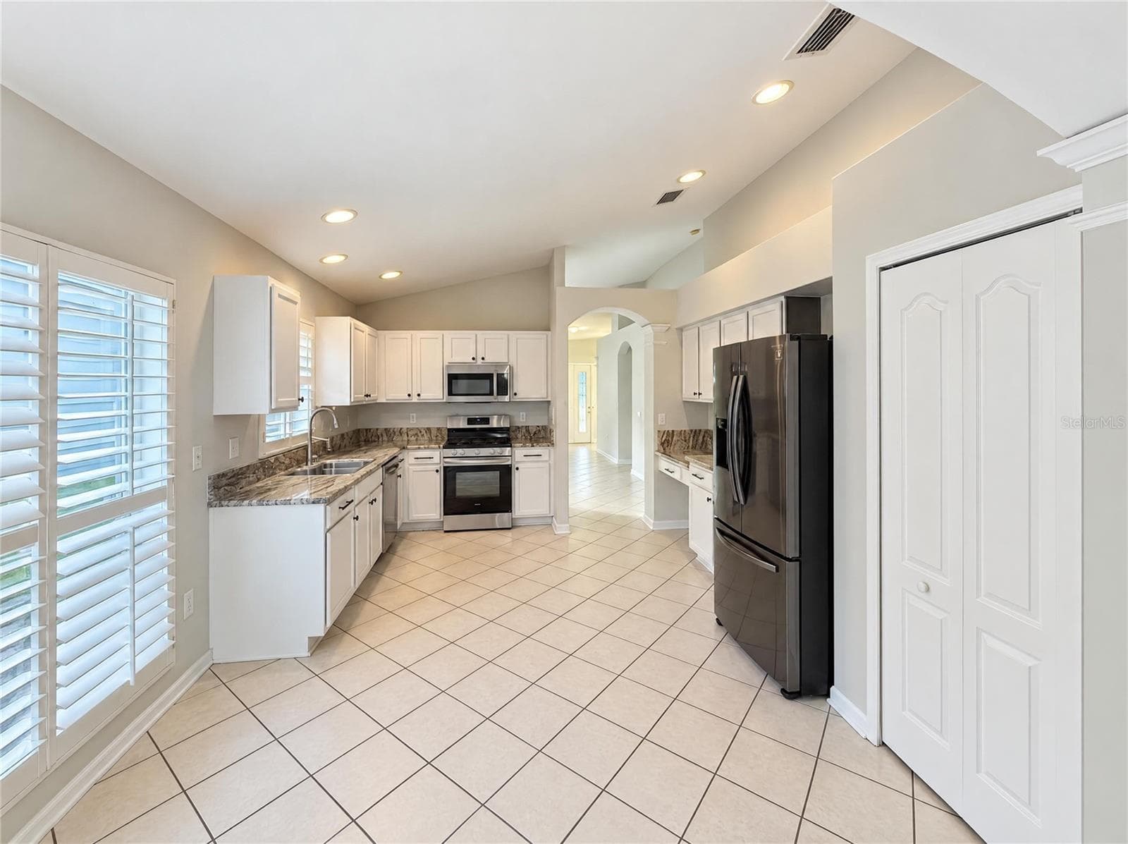 Single Family Residence at 30447 IVERSON DR, WESLEY CHAPEL, photo 2 of 36