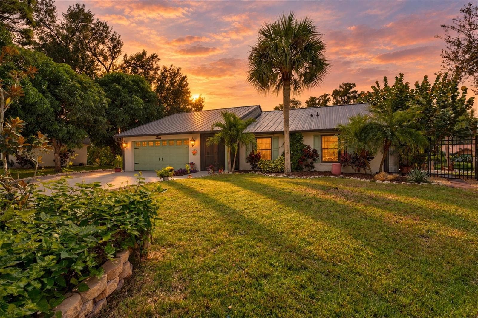 Single Family Residence at 4250 KING RICHARD LN, SARASOTA, photo 2 of 98