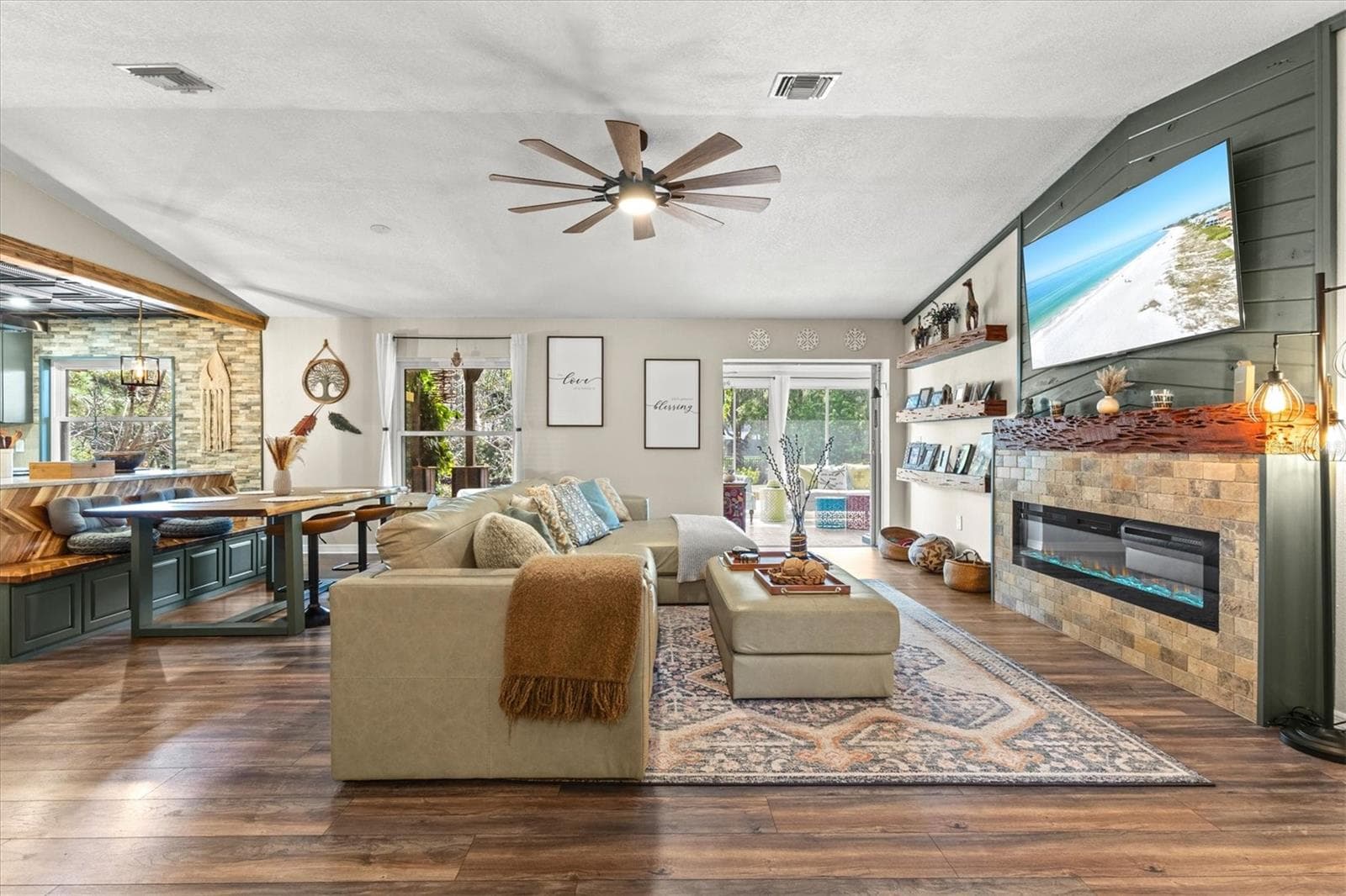 Single Family Residence at 4250 KING RICHARD LN, SARASOTA, photo 12 of 98