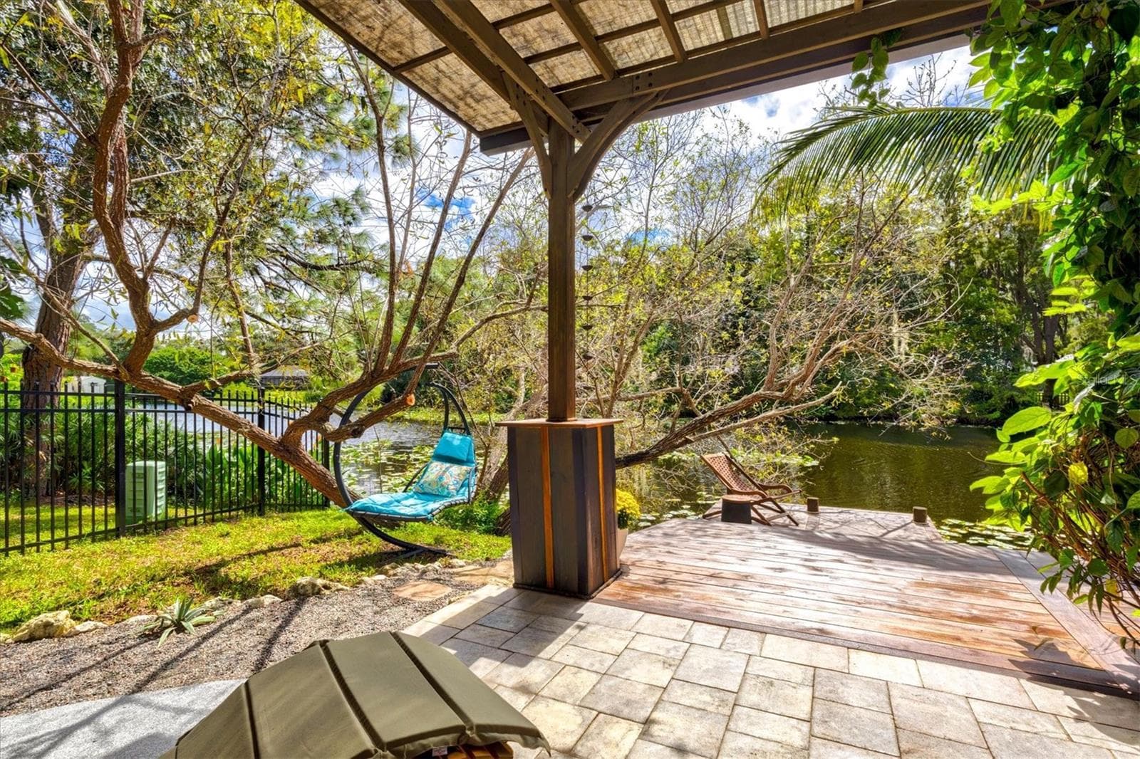 Single Family Residence at 4250 KING RICHARD LN, SARASOTA, photo 60 of 98