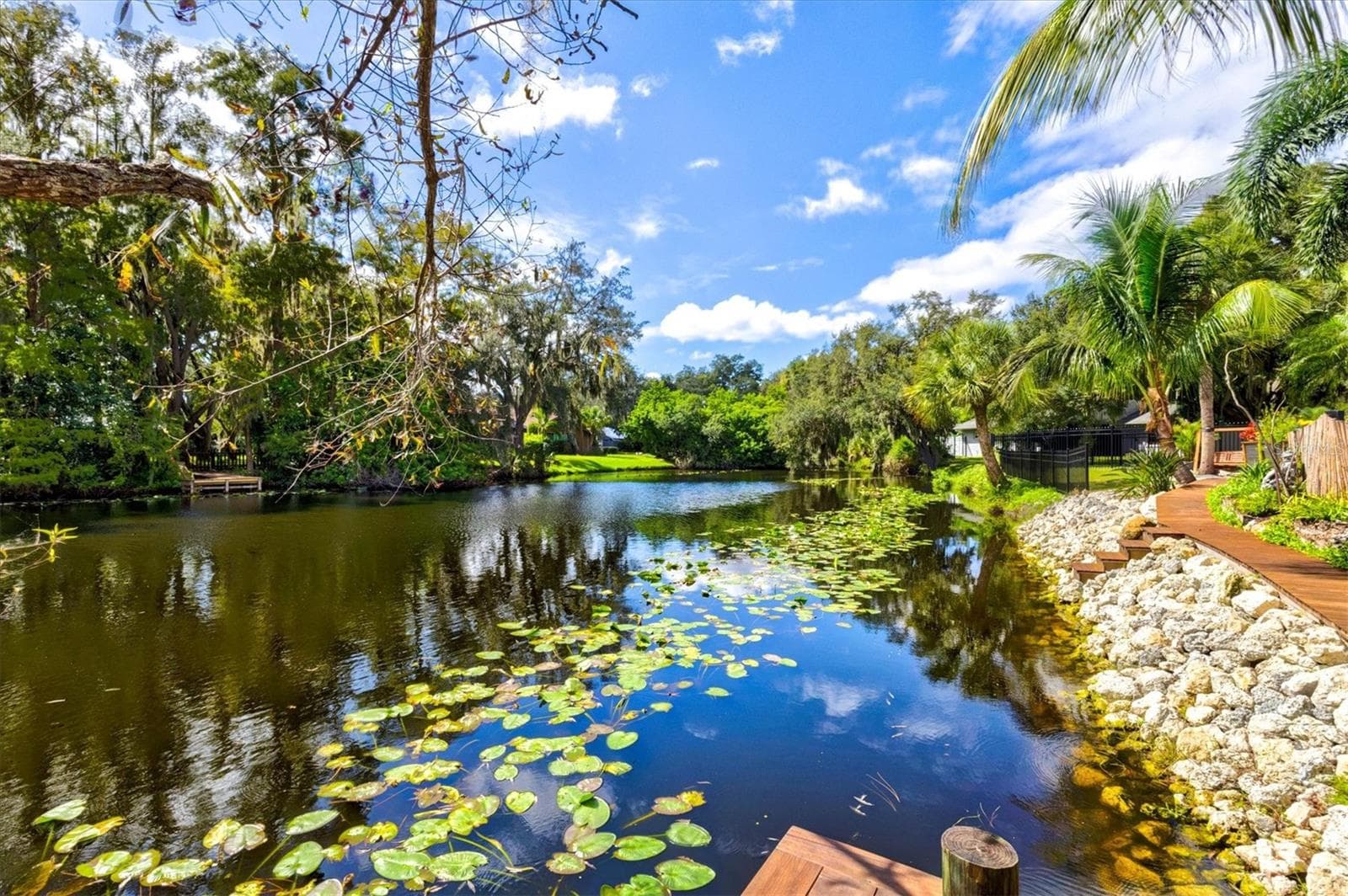 Single Family Residence at 4250 KING RICHARD LN, SARASOTA, photo 85 of 98