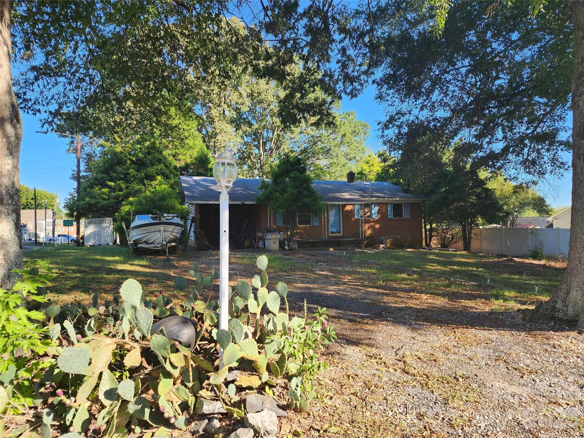 Single Family Residence at 1475 B Street, Mount Pleasant, photo 2 of 8
