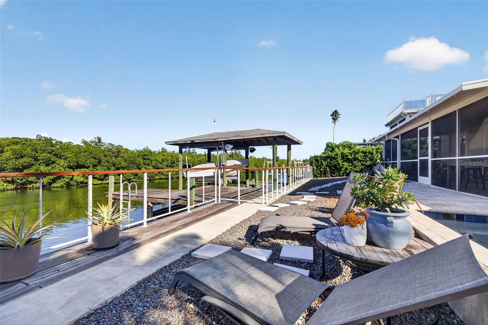 Single Family Residence at 4606 BAY CREST DR, TAMPA, photo 45 of 57