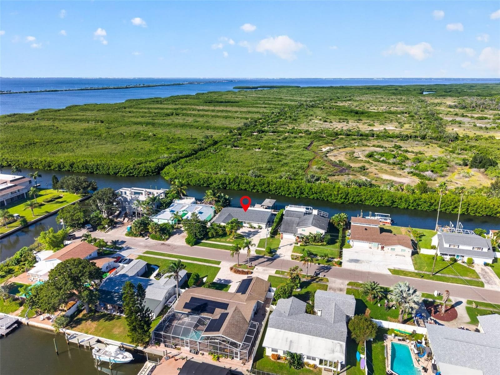 Single Family Residence at 4606 BAY CREST DR, TAMPA, photo 53 of 57