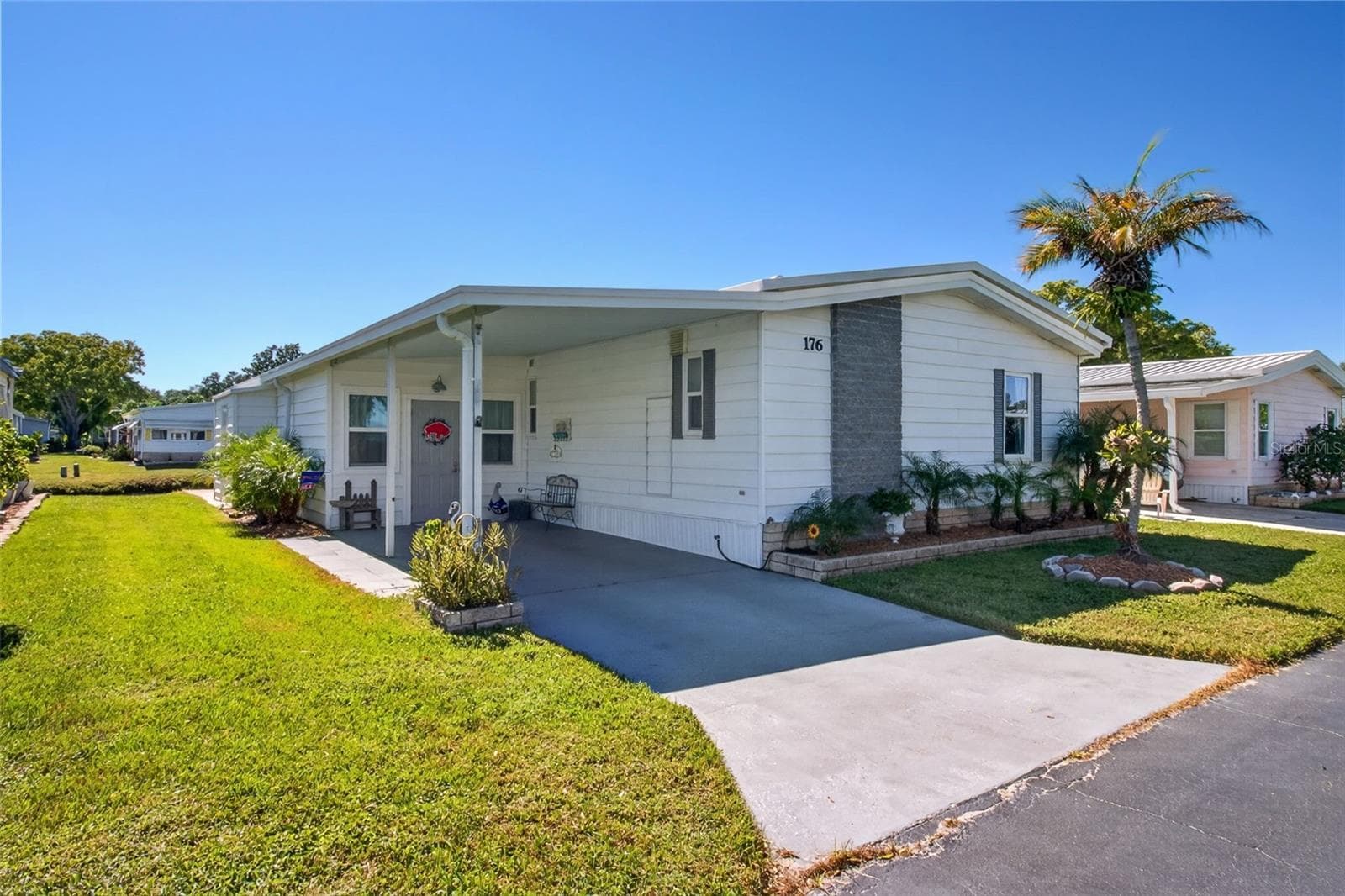 Manufactured Home at 176 CLUBVIEW DR #3, SAFETY HARBOR, photo 4 of 57
