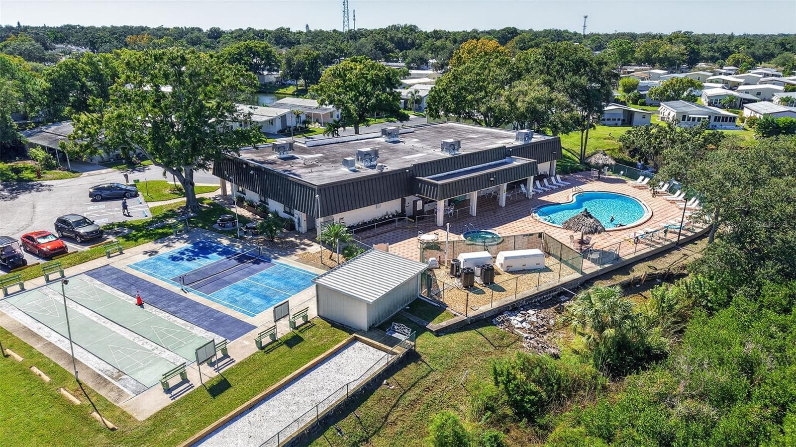 Community center across the street from home - 176 CLUBVIEW DR #3, SAFETY HARBOR