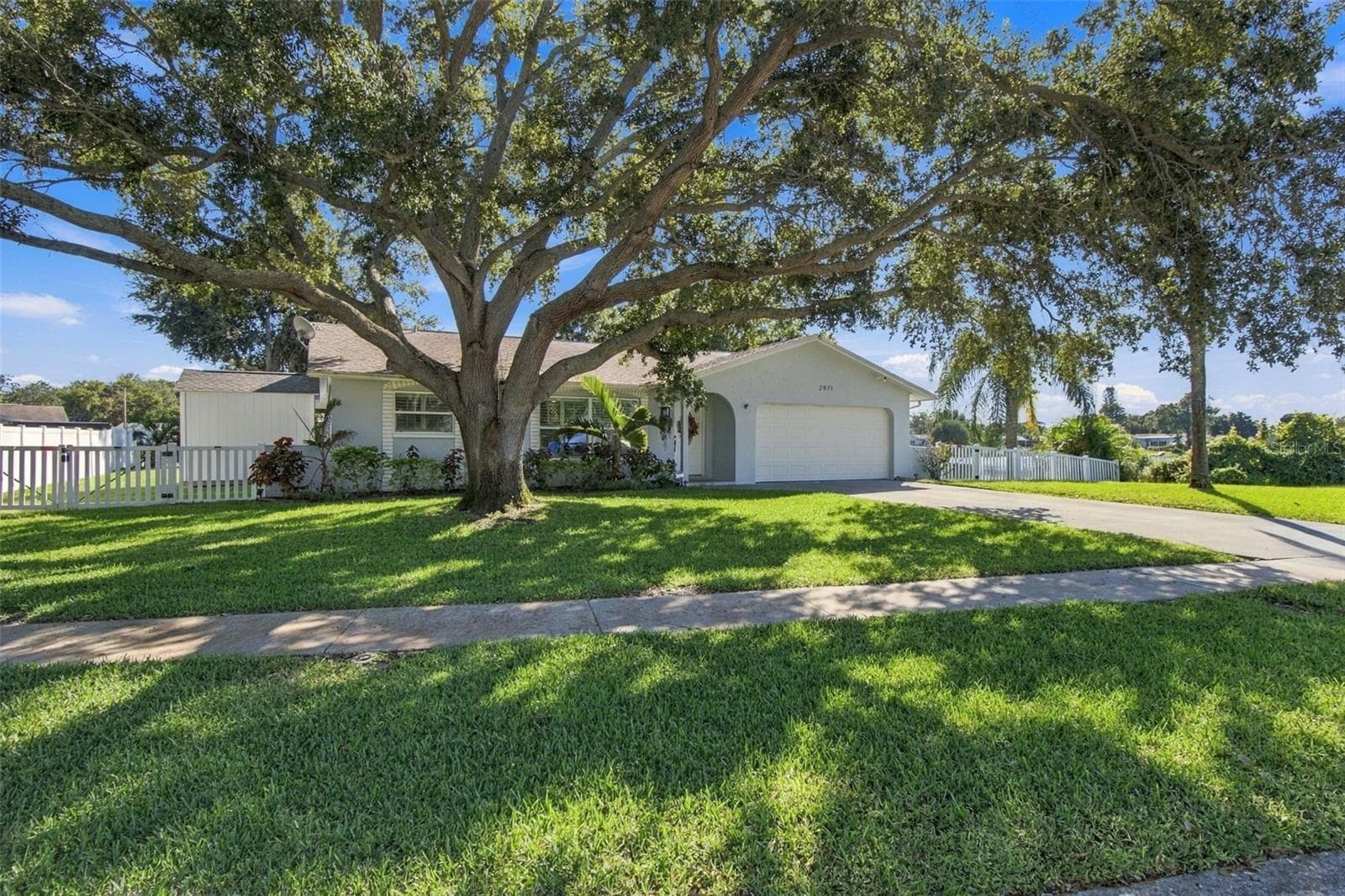 Single Family Residence at 2971 ST CROIX DR, CLEARWATER, photo 4 of 59