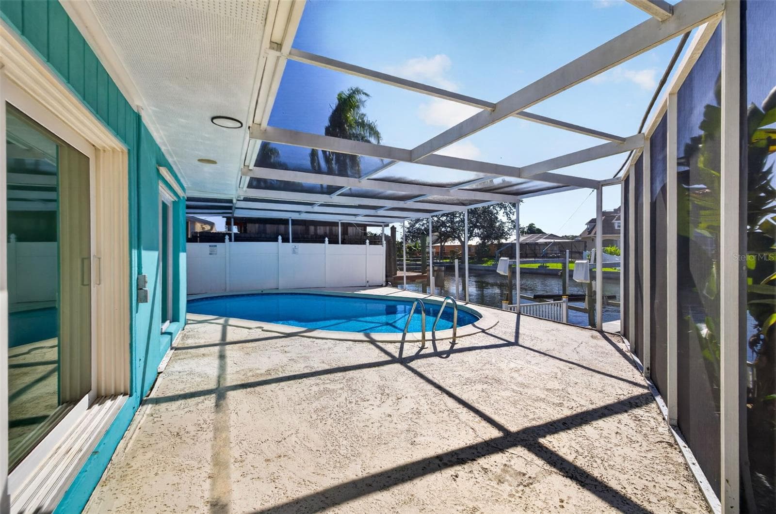 Single Family Residence at 4643 BAY CREST DR, TAMPA, photo 36 of 49