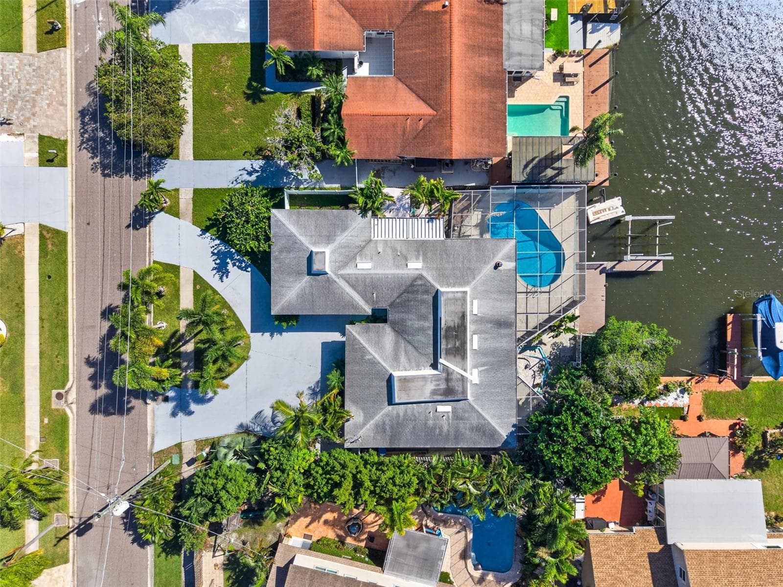 Single Family Residence at 4643 BAY CREST DR, TAMPA, photo 46 of 49